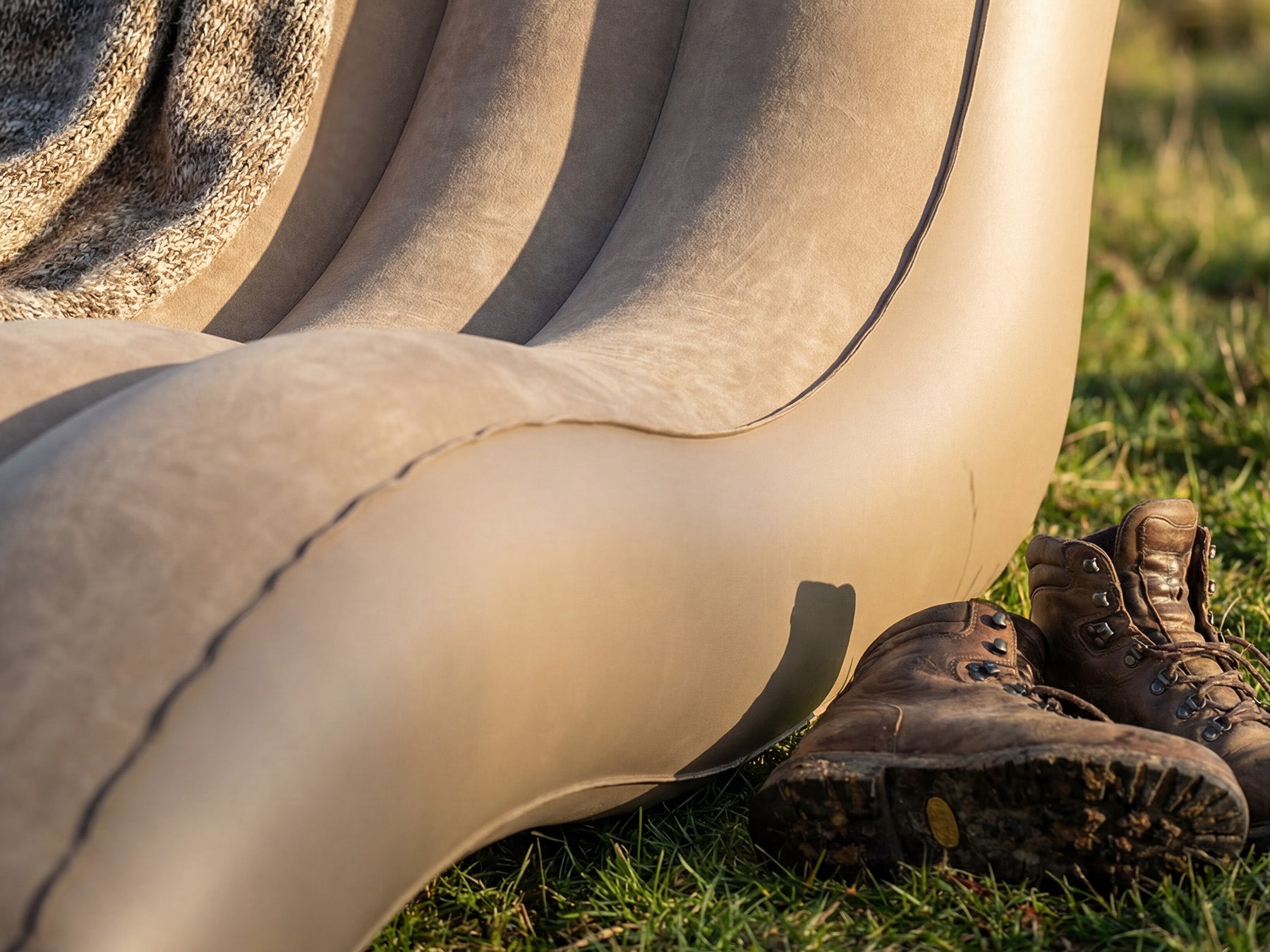 S-Shaped Inflatable Sofa